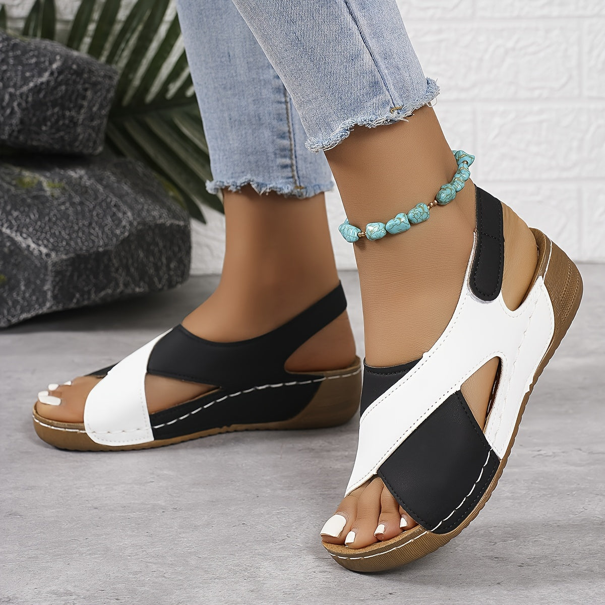 Breathable Hiking Sandals for Women | Orthopedic